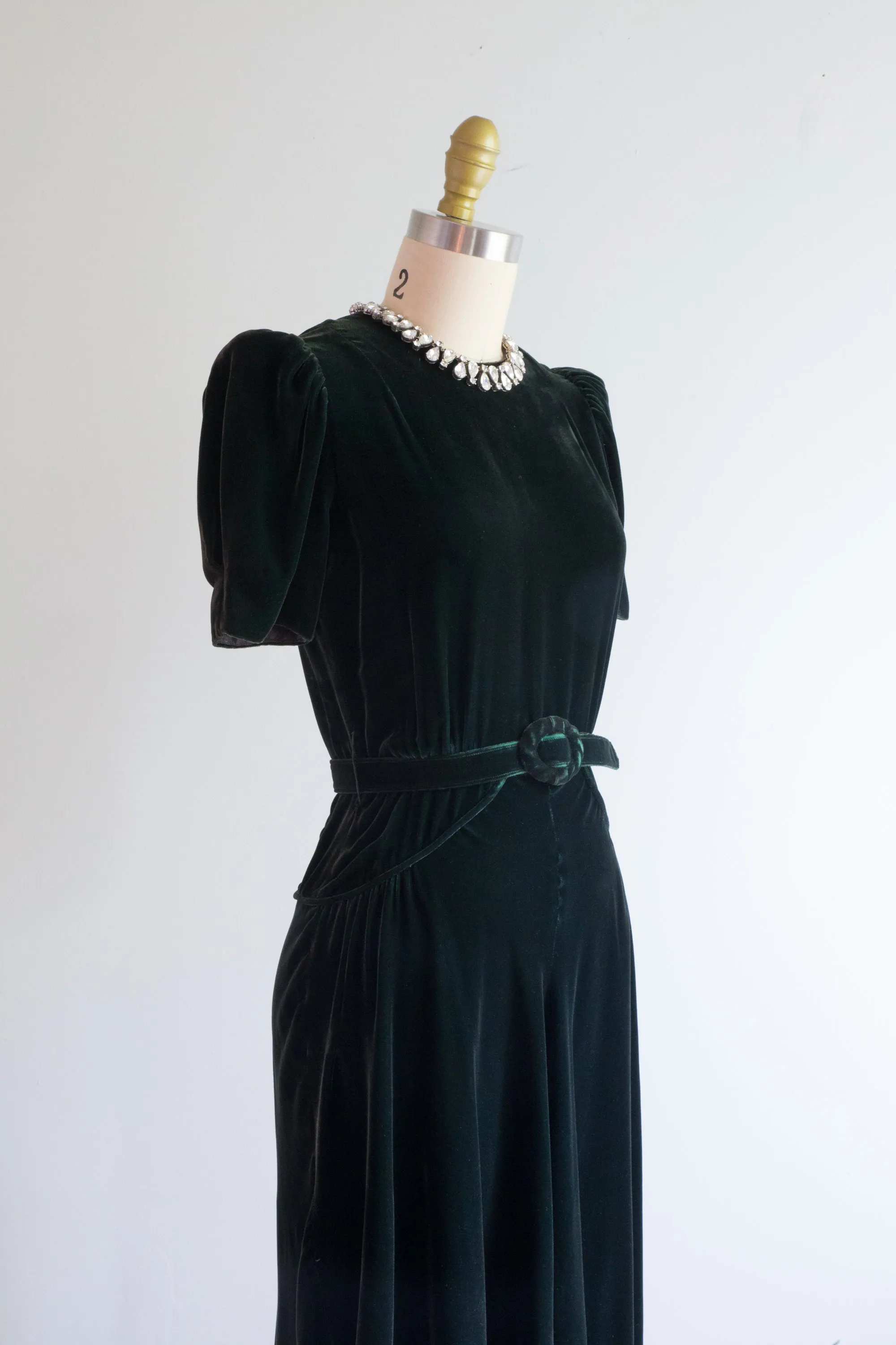 1930's Evergreen Silk Velvet Cocktail Dress / Small