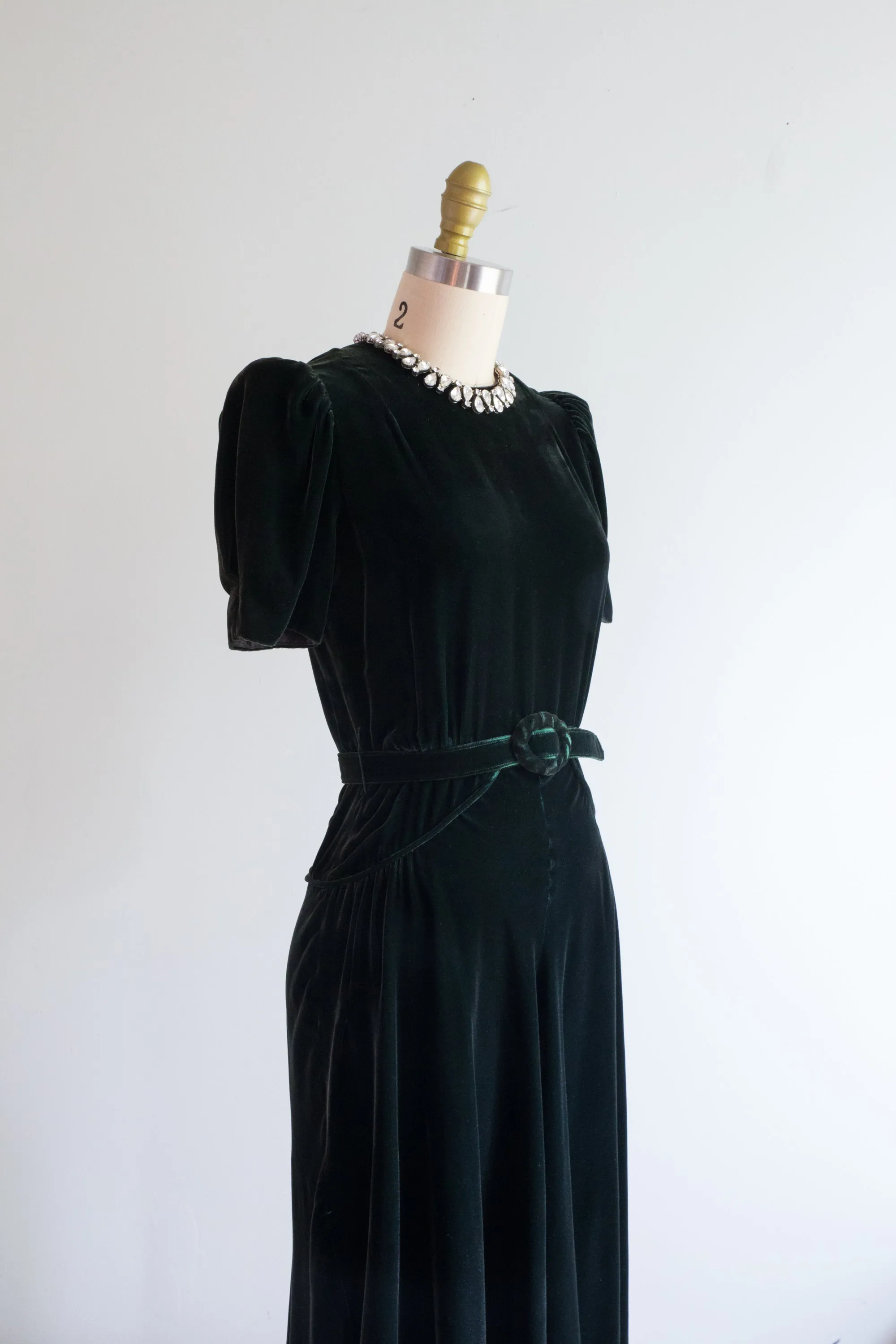 1930's Evergreen Silk Velvet Cocktail Dress / Small