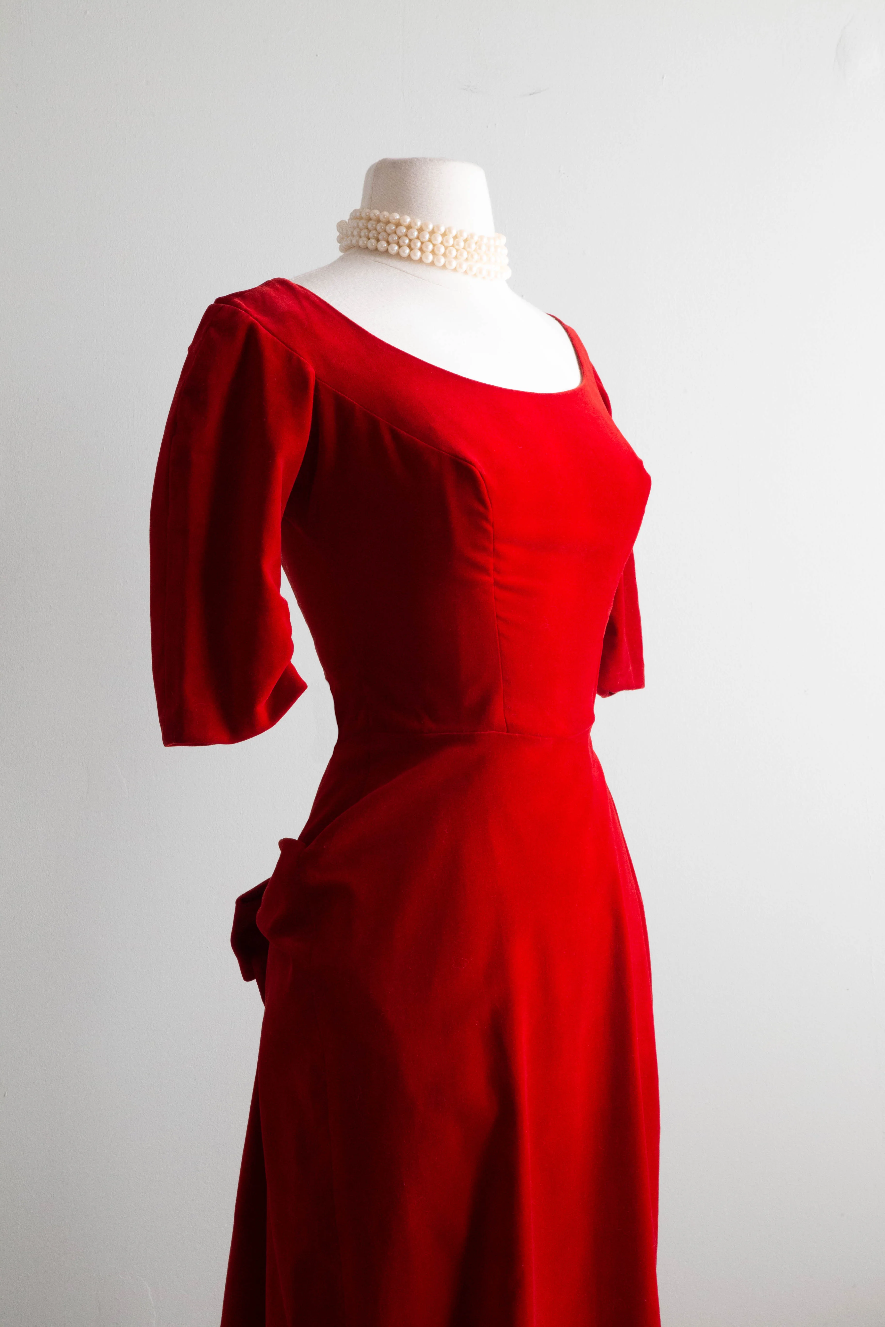 1950's Crimson Red Velvet Cocktail Dress With Bow Back / XS