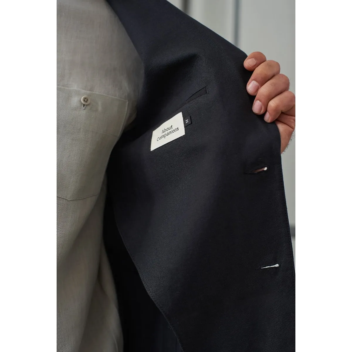 About Companions Enver Blazer black linen