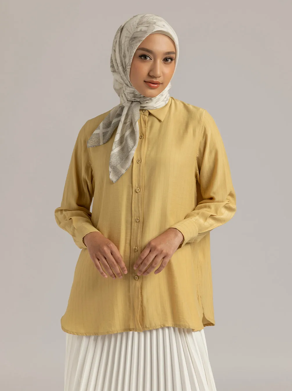 ANARA TOP PLAIN BUTTER