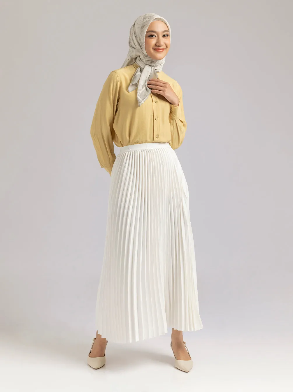 ANARA TOP PLAIN BUTTER