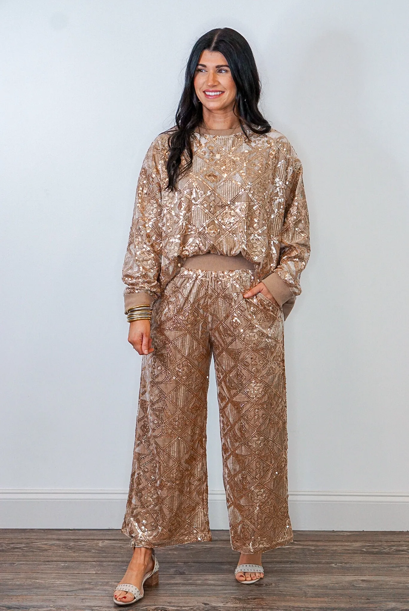 Chasing Mistletoe Gold Sequin Pants