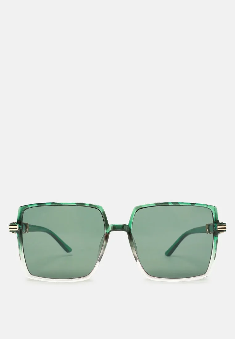 Classy Retro Tinted Square Sunglass