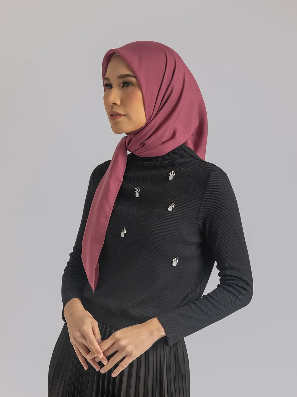 DIVYA EMB TOP BLACK