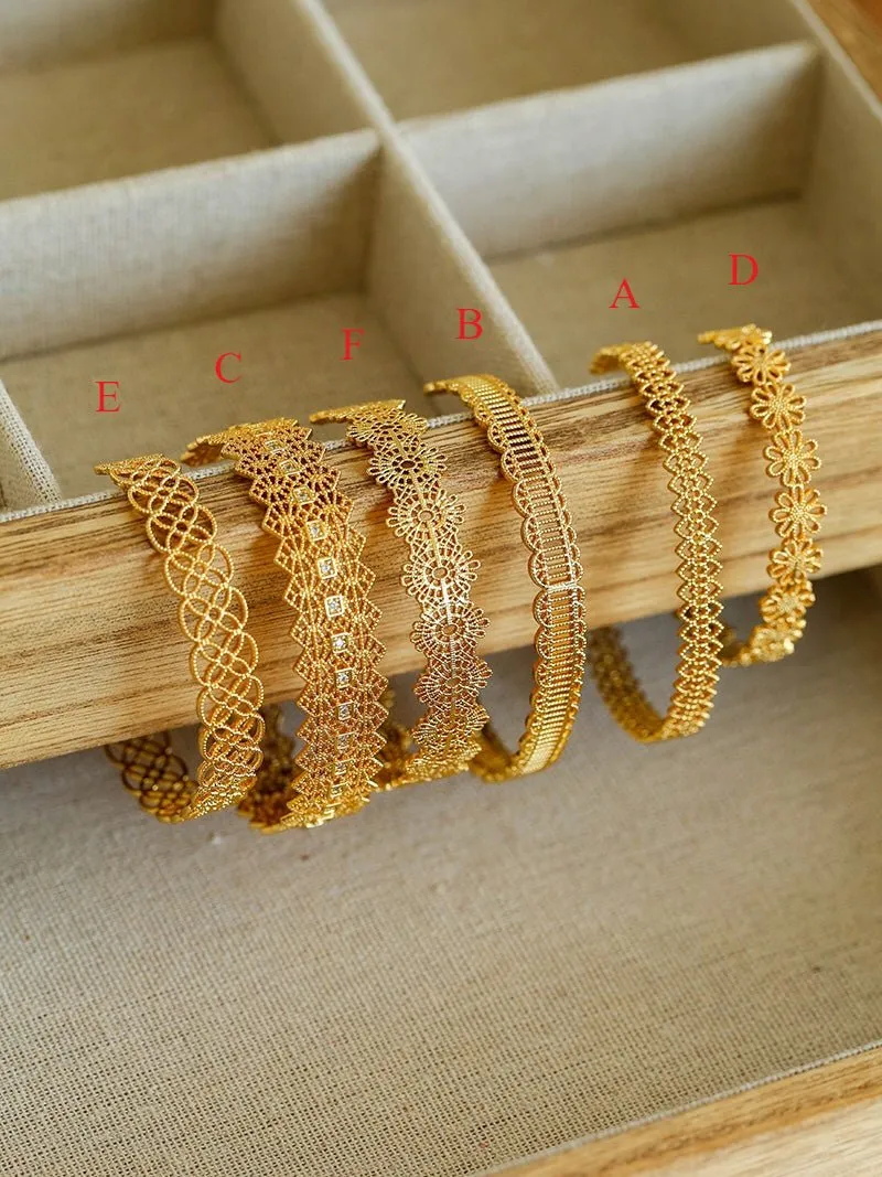 Lace Pattern Diamond Open Bangle