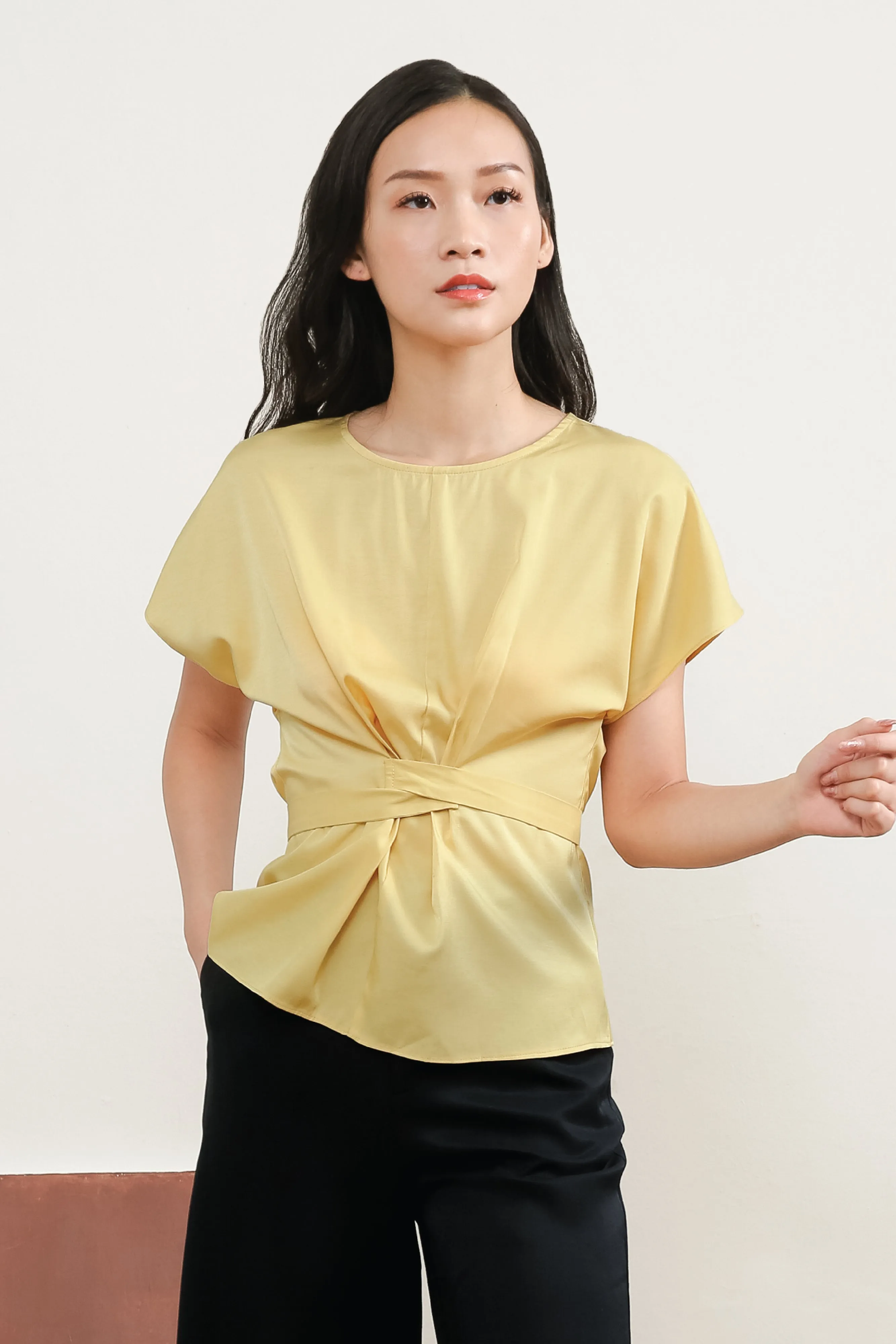 Louisa Sleeve Top in Yellow