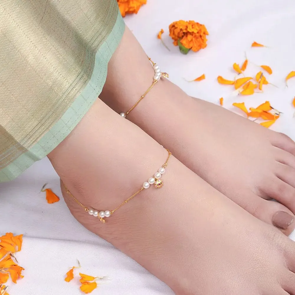 Pearl and Flower Motif Silver Anklet