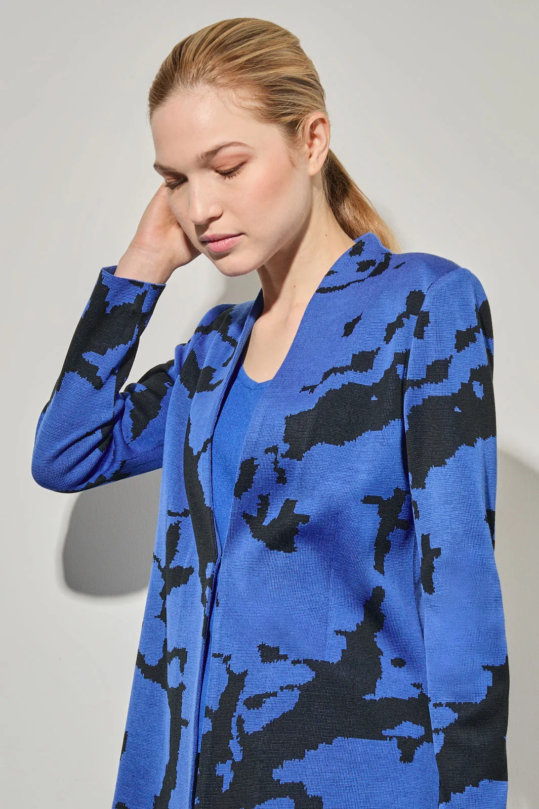 Plus Size Abstract Jacquard Knit Jacket