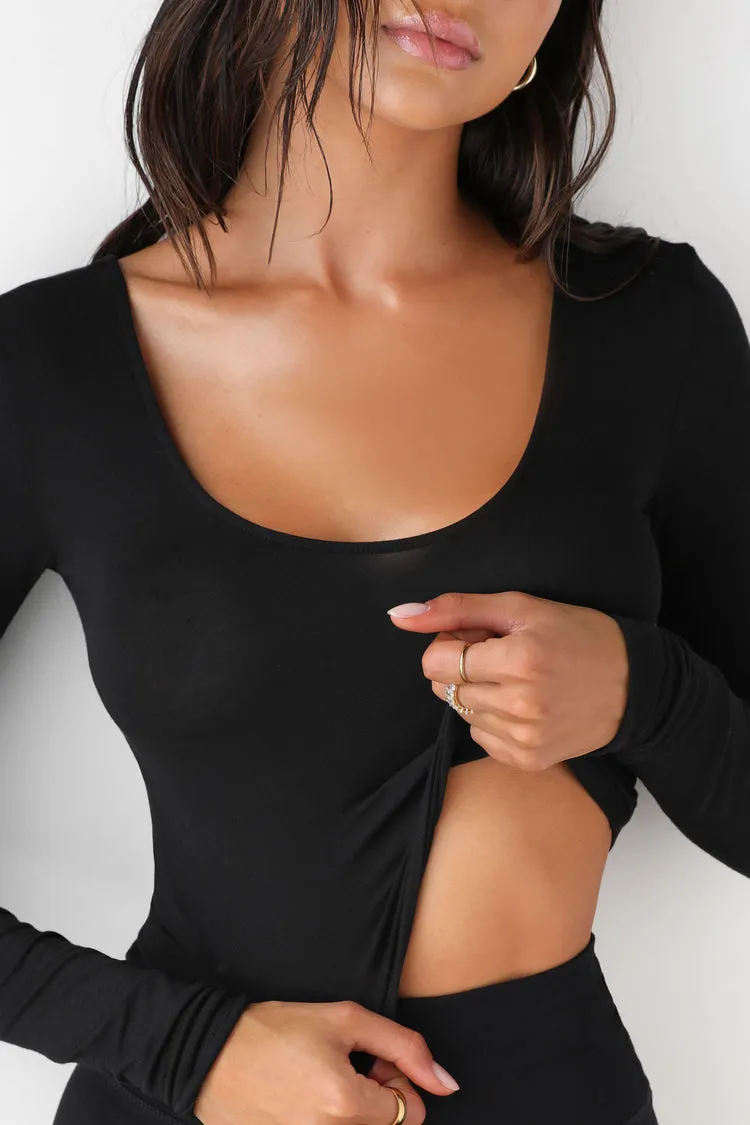 Scoop Neck Long Sleeve