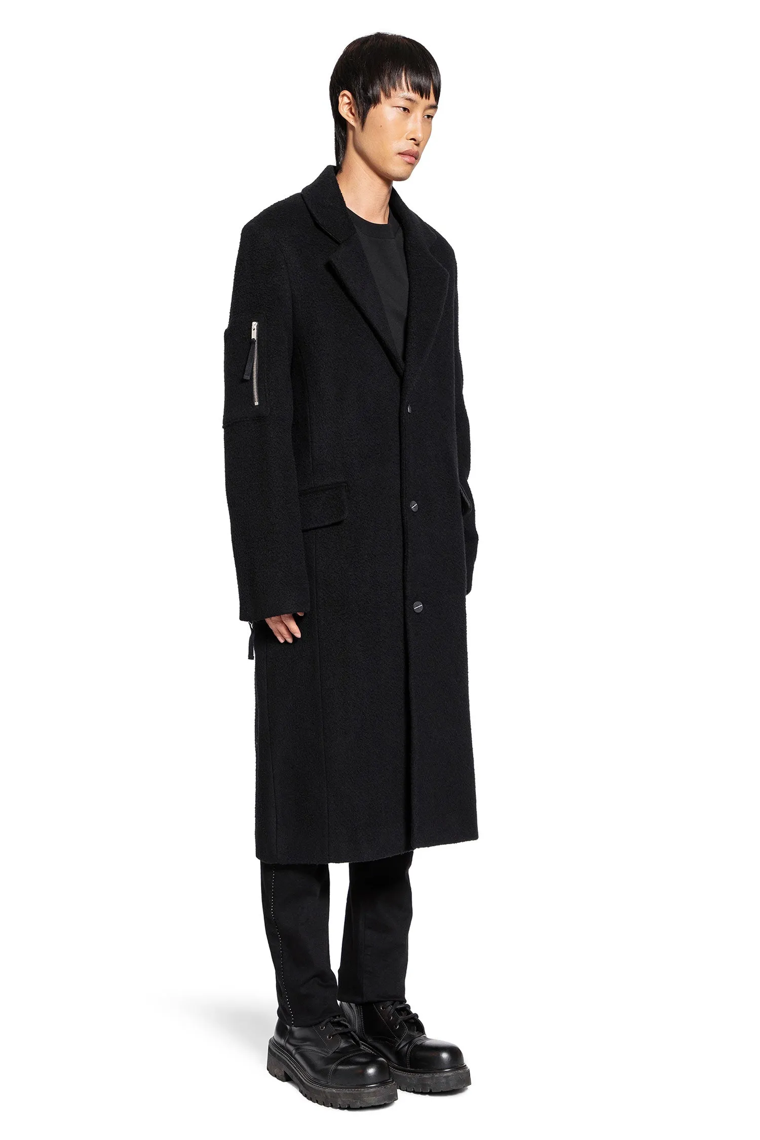 THOM KROM MAN BLACK COATS