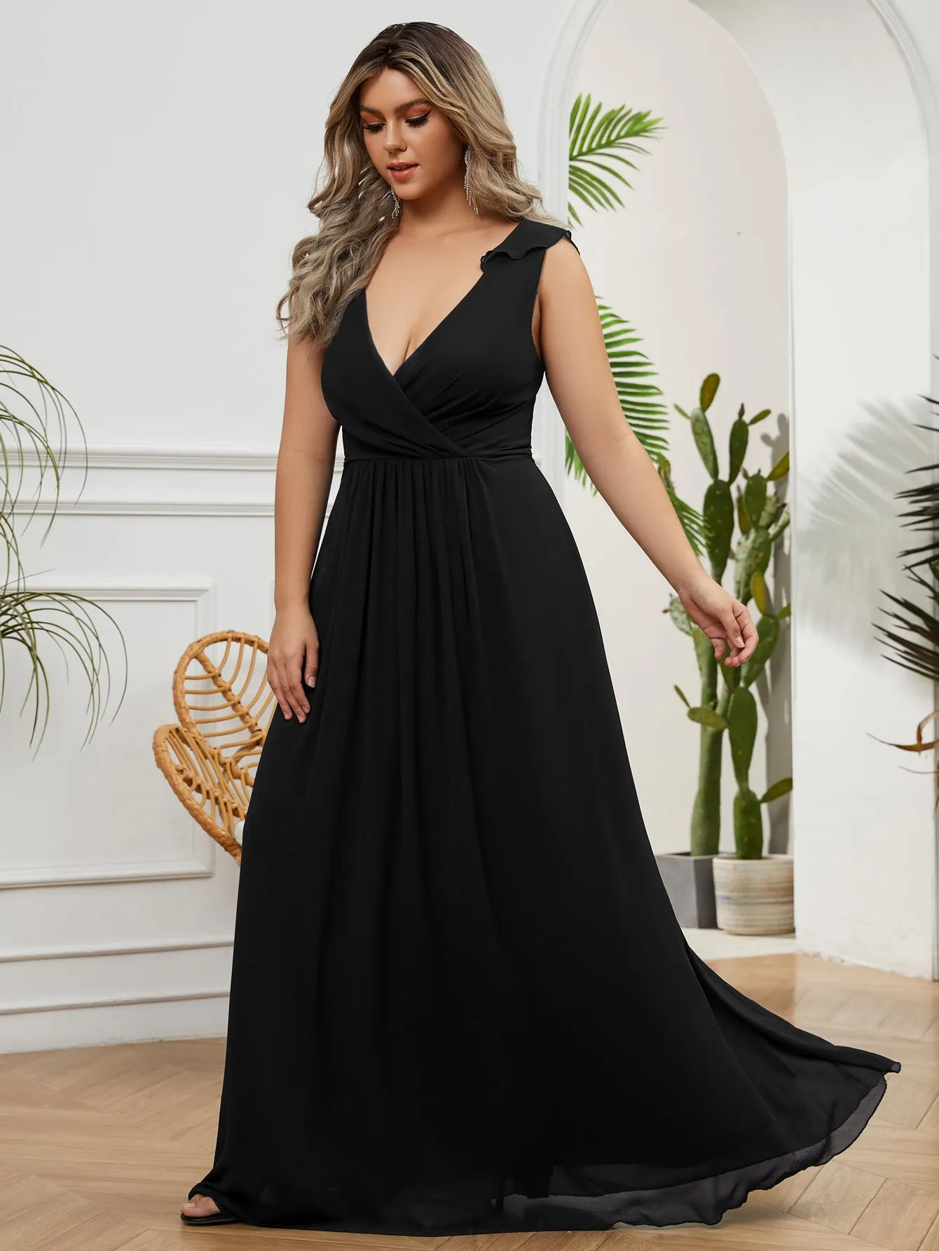 Women Plus Size Ruffle V-neck Chiffon Bridesmaid Dresses